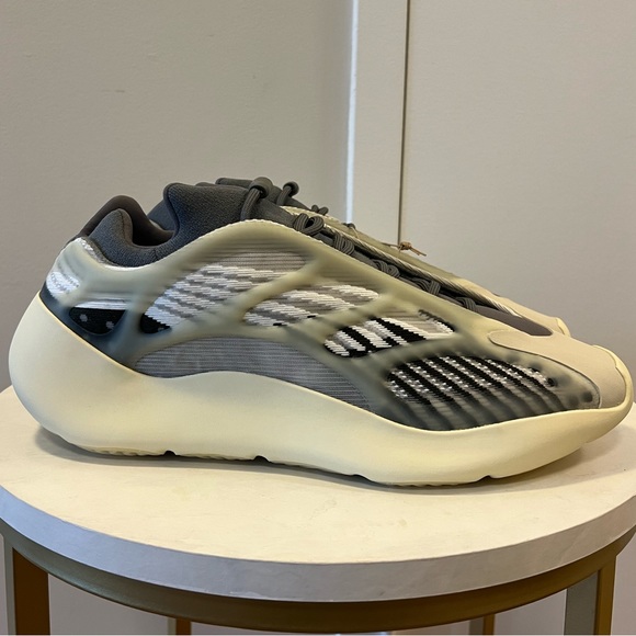 Yeezy Other - Yeezy 700 V3 Salt- Size 12.5 (Fits like 12) Brand New (Deadstock)